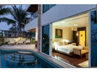Ananya: Ultra-luxury beachfront..