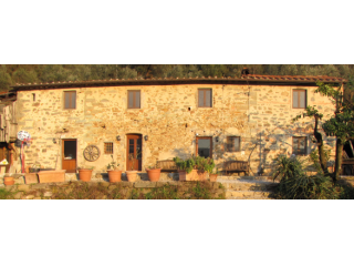 Country/farmhouse - For Sale - East of..