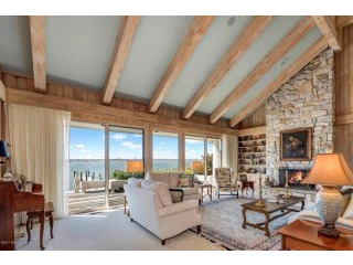 4 bedroom Detached House For Sale: 213..