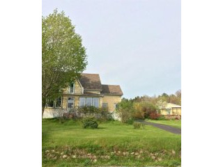 3 bedroom House For Sale: 5608 Highway..