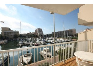 Charming 1 Bed Apartment With Balcony..