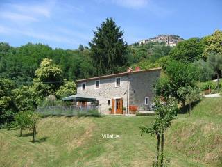 Country/farmhouse - For Sale - East of..