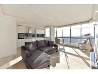 2 Bedrooms - Apartment - London - For..