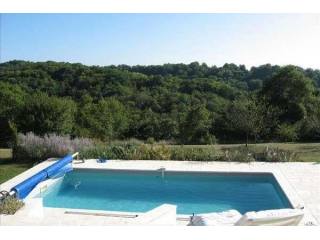 Nr Gramat (Lot) - For sale : Spacious..