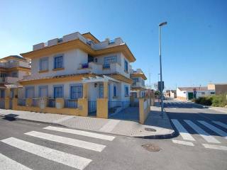 3 bedroom Town House For Sale:..