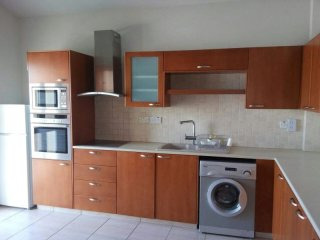 2 bedroom apartment in Palouriotissa of..