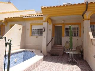 Bungalow for sale 117.500 € Costa..
