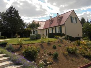 Superb Rural House Close to Town