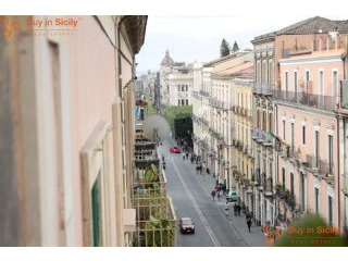 4 bedroom Apartment For Sale: Catania..