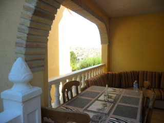 Las Filipinas 4 Beds Detached House..