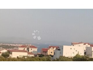 VODICE GRAĐEVINSKO ZEMLJIŠTE U REZIDENCIJALNOM DIJELU SA PO