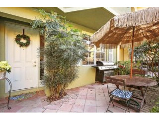 2 bedroom Residence For Sale: Palm..