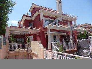 3 Bedrooms - Property - Alicante - For..