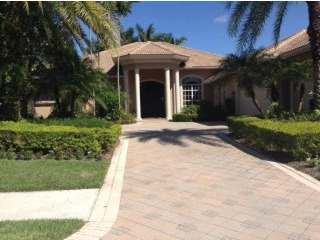 45 St George Place Se, Palm Beach..
