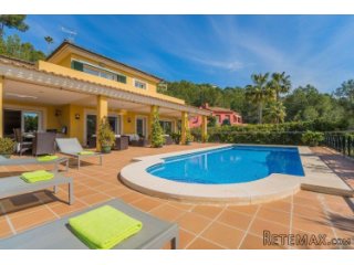 Spacious nice villa near the Real Golf Bendinat, in the..