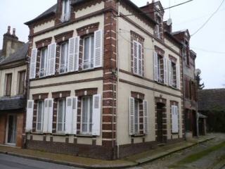 The Merlerault Sale House