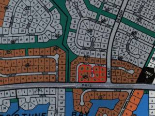 Singlefamilyvacant - Located just off..