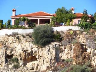 3 Bedrooms - Villa - Alicante - For Sale