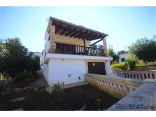 Lovely small detached house in Bonaire residential area..