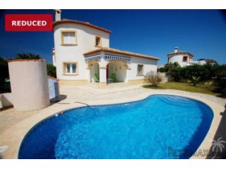 Great Price, for this detached villa, built in 2000 on 2..