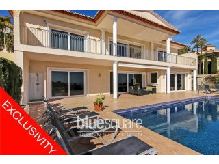 Stunning luxury villa with sea views..