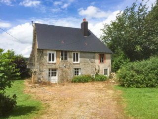 Pretty South Facing Stone House To..