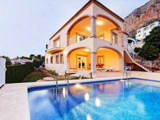 3 Bedrooms 3 Bathrooms Villa Javea 2*