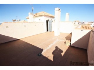This apartment is located in the beautiful sparkling..