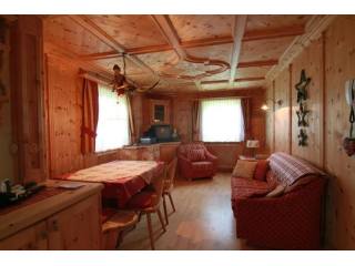 2 bedroom Apartment For Sale: Strada..