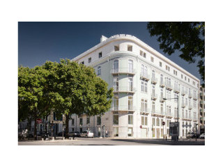 One bedroom apartment, Avenidas Novas..