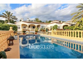 5-Bedroom Detached Villa Sea Views..