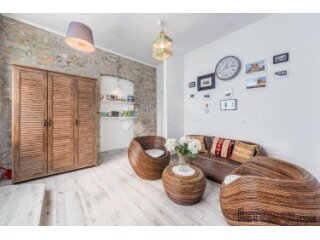 Prekrasan stan u centru 58 m2 prizemlje