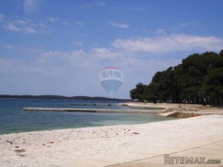 ZEMLJIŠTE U FAŽANI 250M OD PLAŽE