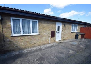 Milton Close, Southend on Sea, SS2 5BS