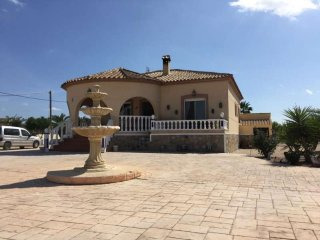 Detached Villa In Catral