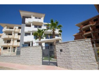 1 bedroom, 1 bathroom Apartment, (build..