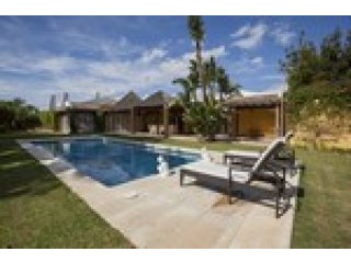5 Bedrooms - Villa - Malaga - For Sale
