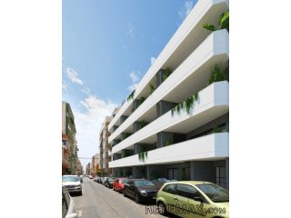 Los apartamentos se ubican en Torrevieja, muy cerca del..