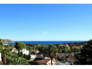 Sea view villa for sale in Moraira, walking distance to..