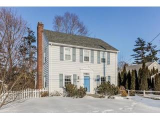 3 bedroom Residence For Sale:..