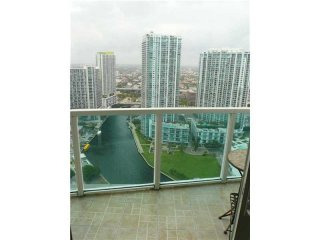 2 bedroom Flat For Sale: 31 SE 5th St #..