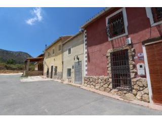 5 Bedrooms - Country House - For Sale