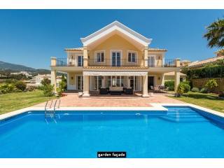 Villa for sale in Benahavis, Malaga..