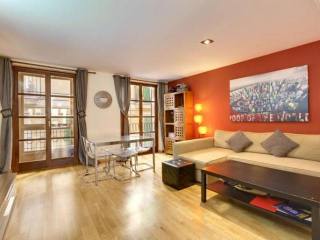 Modern apartment close to Plaza Mayor..