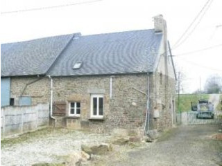 Former Farmhouse with Outbuildings
