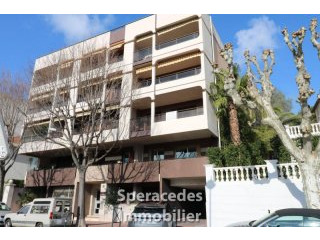 Le Cannet Centre- 2 Bedroom Apartment