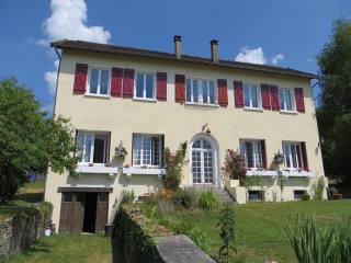 Beautiful Spacious 4-Bedroomed House..
