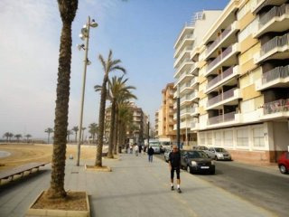 3 bedroom, 2 bathroom Apartment, Playa..