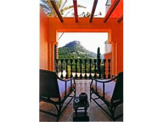 2 Bedrooms - Apartment - For Sale