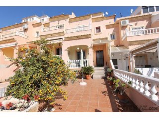 This beautiful connected home is located in a quiet area of..